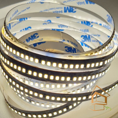 Светодиодная лента 24 V, 4000 К, (22 Вт), 240 диодов на метр (5 м)