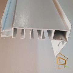 | карнизы натяжные потолки, карниз для натяжного потолка, скрытый карниз для натяжного потолка, потолочный карниз для натяжных потолков, встроенный карниз в натяжном потолке, скрытый карниз под натяжной потолок, встраиваемый карниз для натяжного потолка, карниз потолочный под натяжной потолок, натяжной потолок с карнизом для штор, карниз для натяжного потолка купить Профиль натяжного потолка карнизный с перегибом ПК 12 белый трехрядный - 3.2 метра